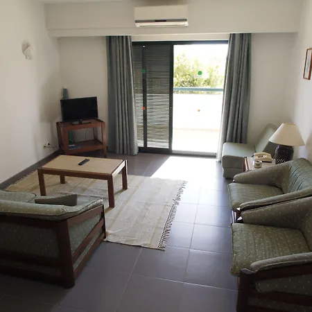 Aldeamento Turístico Parque Monte