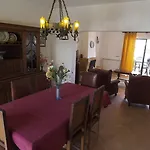 Parque Monte 3* אלבופיירה
